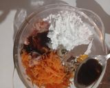 Foto langkah ke 1 dari resep Dimsum Ayam Wortel.