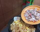Foto langkah ke 11 dari resep Nasi Goreng Seafood.