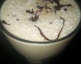 Foto del paso 1 de la receta: Licuado de banana con coco y dulce de leche