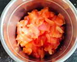 A picture of step 2 of Makhani paneer.