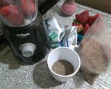 Foto del paso 1 de la receta: Licuado de frutillas y semillas, light y nutritivo!!