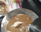 A picture of step 2 of Hot and sour soup.