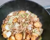 Foto langkah ke 3 dari resep Tofu dan Ayam Suwir Kecap.