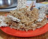 Foto del paso 8 de la receta: Cocina de subsistencia: Orzo con Caballa en Aceite y Pimentón