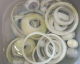 Foto langkah ke 1 dari resep Onion Rings.