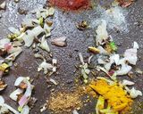 A picture of step 1 of Aloo Roll.