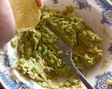 Foto del paso 2 de la receta: Relleno de garbanzos y palta