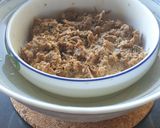 A picture of step 3 of Muy choi steam mince pork and soup.