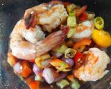 Foto langkah ke 3 dari resep Sambal Pecit Udang.