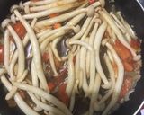Foto langkah ke 2 dari resep Tumis Jamur kuah Tomat.