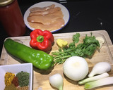 Foto del paso 1 de la receta: Pollo al curry estilo balti