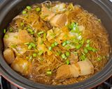 รูปขั้นตอนการทำที่ 8 ของ หมูสามชั้นตุ๋นกะหล่ำปลี