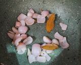 A picture of step 5 of Kadai paneer.