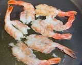 Foto del paso 2 de la receta: Bomba rellena de gambas, bacalao y all-i-oli
