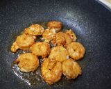 รูปขั้นตอนการทำที่ 2 ของ กุ้งทอดพริกเกลือ