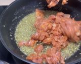 Foto del paso 6 de la receta Pollo a la mantequilla indio