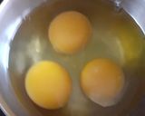 চিকেন স্প্রেড অমলেট (Chicken Spread Omelette recipe in bengali) রেসিপি ধাপ - 1 ছবি