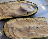 Foto del paso 6 de la receta: Calabacín gratinado con hummus y queso