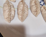 Foto del paso 2 de la receta: Gyozas de pollo y verduras marinadas con teriyaky