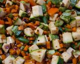 Foto del paso 4 de la receta: Pasta con pollo y verduras estilo chop suey, reducido en sodio