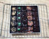 Foto langkah ke 10 dari resep Fudgy Brownies shiny crust anti gagal.