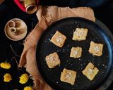 મોહનથાળ (Mohanthal Recipe in Gujarati) રેસીપી સ્ટેપ4ફોટો
