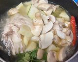 Foto del paso 2 de la receta: Sopa de pollo y champiñones Grez