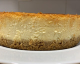 Foto del paso 5 de la receta: Cheesecake con mermelada de fresa