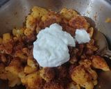 A picture of step 4 of Cauliflower sabji.