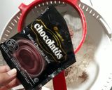 Foto langkah ke 1 dari resep Brownis kukus chocolatos ekonomis.