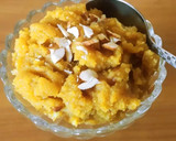 A picture of step 4 of Moong dal halwa.