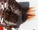 A picture of step 16 of Chocolate cake with whip cream.