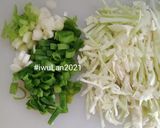 Foto langkah ke 1 dari resep Telor Dadar Padang.