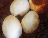 Gambar langkah 4 resipi Sambal Telur Rebus.