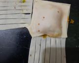 A picture of step 4 of Veggies pockets.