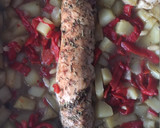 Foto del paso 6 de la receta: Solomillo de pavo y jamón con patatas, pasas y piñones (horno)