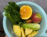 Foto langkah ke 1 dari resep Green Juice No Added Sugar.
