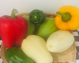 Foto del paso 1 de la receta: Ensalada con Caigua Chilena, mix de Pimientos y Hongos !