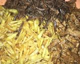 Foto langkah ke 1 dari resep Balado Kering Kentang Teri Tempe (Kentang Mustofa).