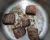 Foto langkah ke 4 dari resep Steak Daging Kambing (Olahan Daging Kurban).