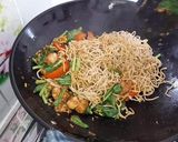 Foto langkah ke 4 dari resep Mie Goreng Special.
