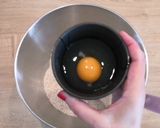 Une image de l'étape 2 de Muffins Healty Banane chocolat et avoine.