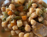 Foto del paso 4 de la receta: Garbanzos con verduras y pavo