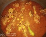 A picture of step 5 of Murg cholay /chicken chana.