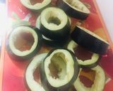 Foto del paso 1 de la receta: Salmón al horno y  berenjenas rellenas con Pechuga de pollo molido !