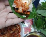 Hình bước làm 4 của món Ba chỉ đậu phụ gói kinh giới