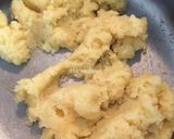 Foto langkah ke 4 dari resep Sus/Soes/Choux pastry Ekonomis dan Simple (no butter, no mixer).