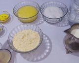 A picture of step 1 of Besan Halwa.