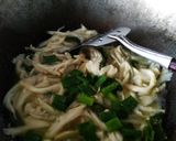 Foto langkah ke 4 dari resep Tumis Jamur Tiram.