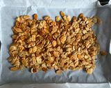 A picture of step 4 of Almond Flake Praline.